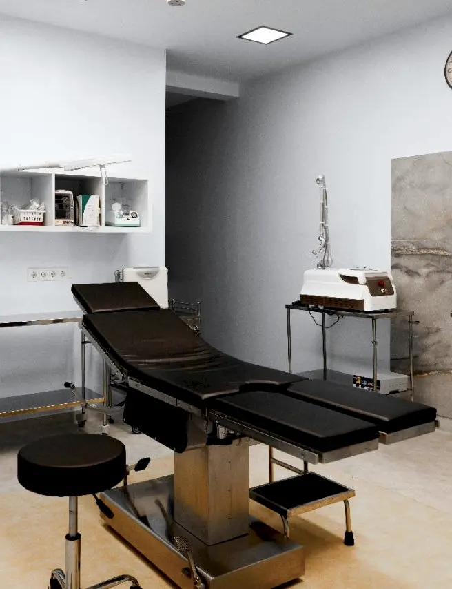 Sala de procedimentos laser no Centro Médico AlgarvEstetic
